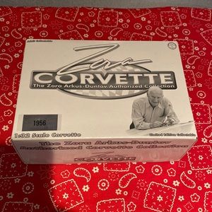 Zora Authorized Collection 1:32 Scale Collectible Corvette